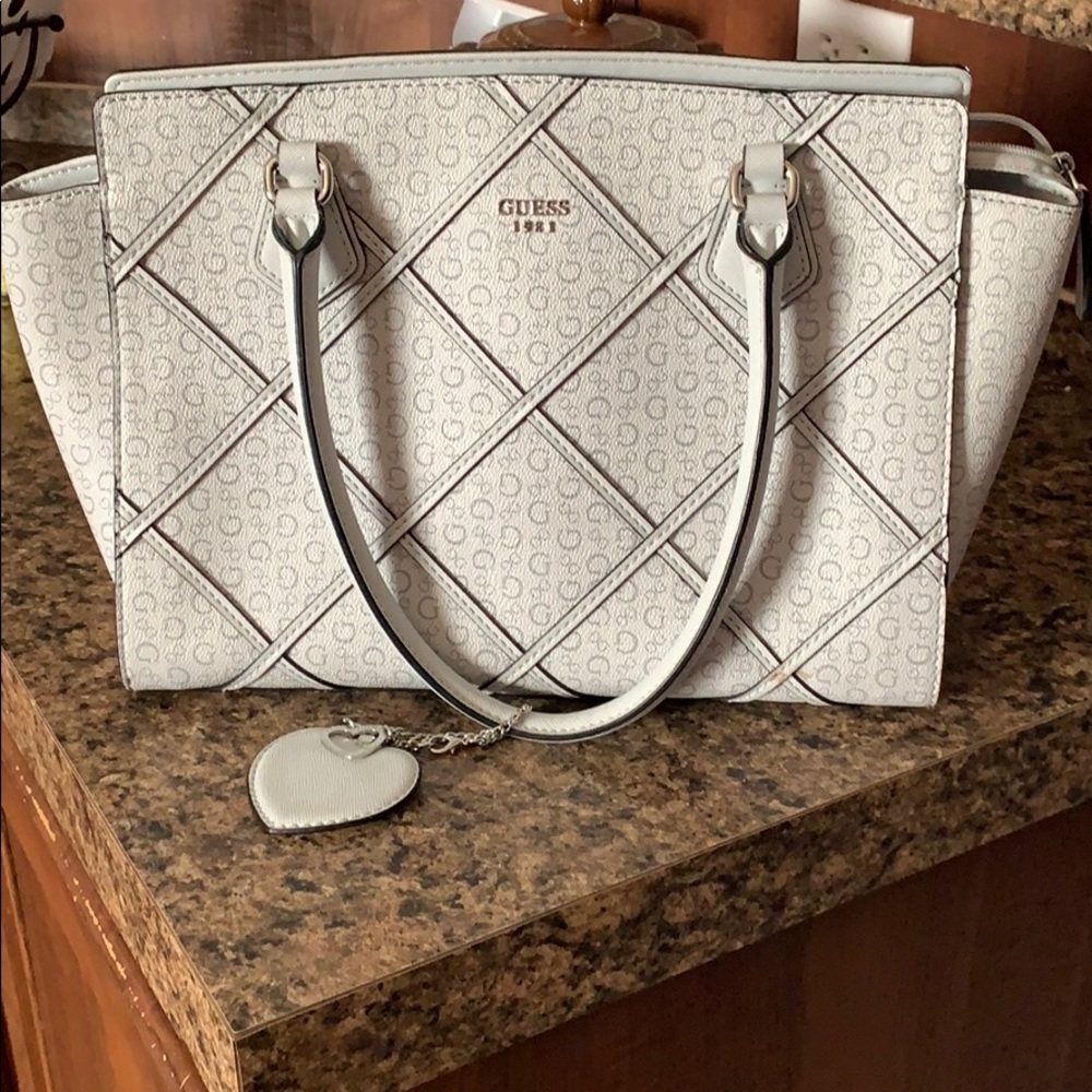 Guess Purse in grey